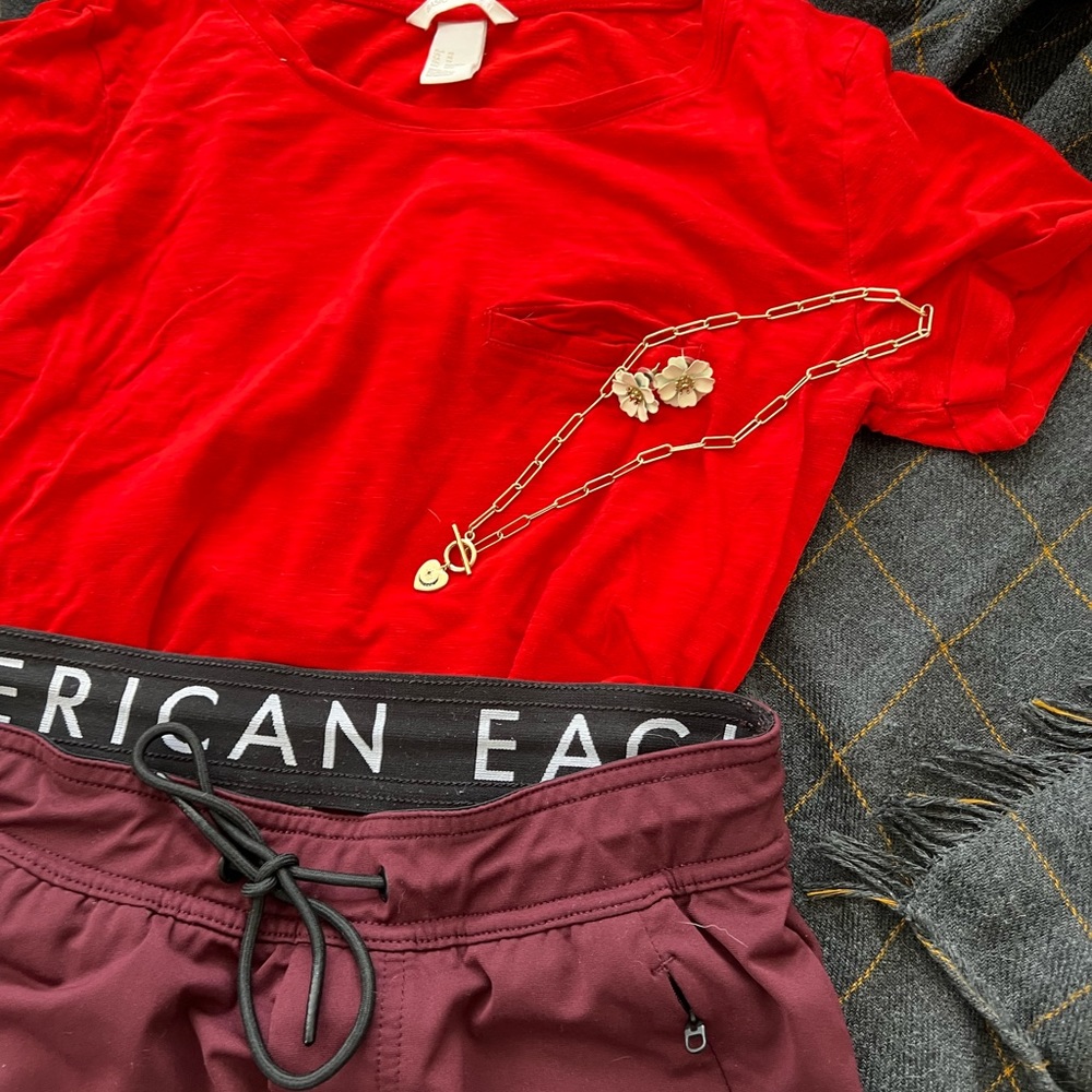 H&M Basic Tee - Women | Color: Red | Size: XS